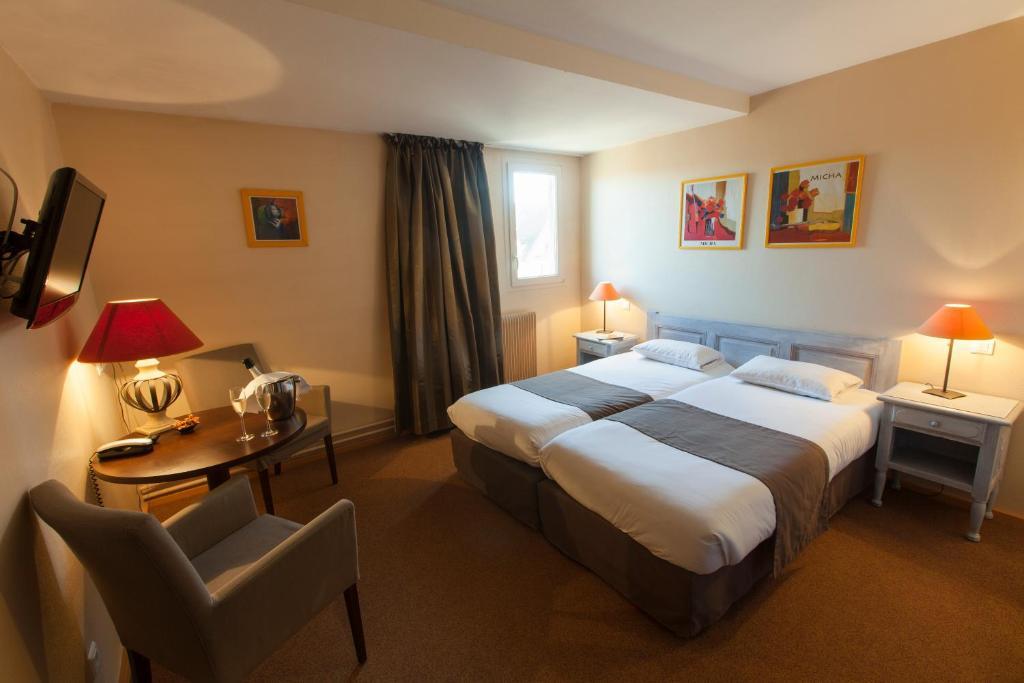 Le Corbeau Hotel โอซอน ห้อง รูปภาพ